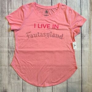 Women’ Disney Parks Shirt, New With Tag, Size Medium